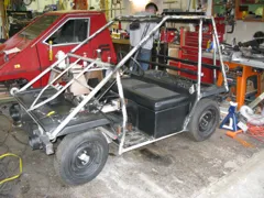 It has wheels again!